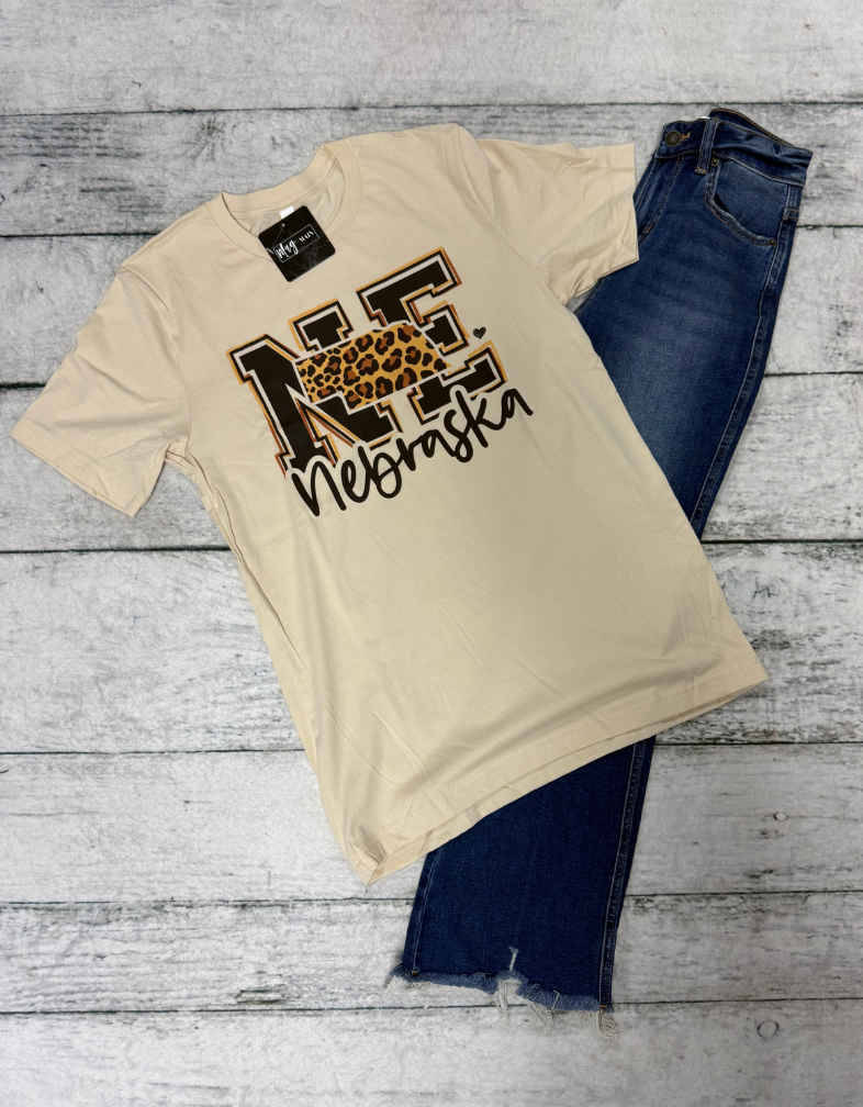 NE Leopard tee