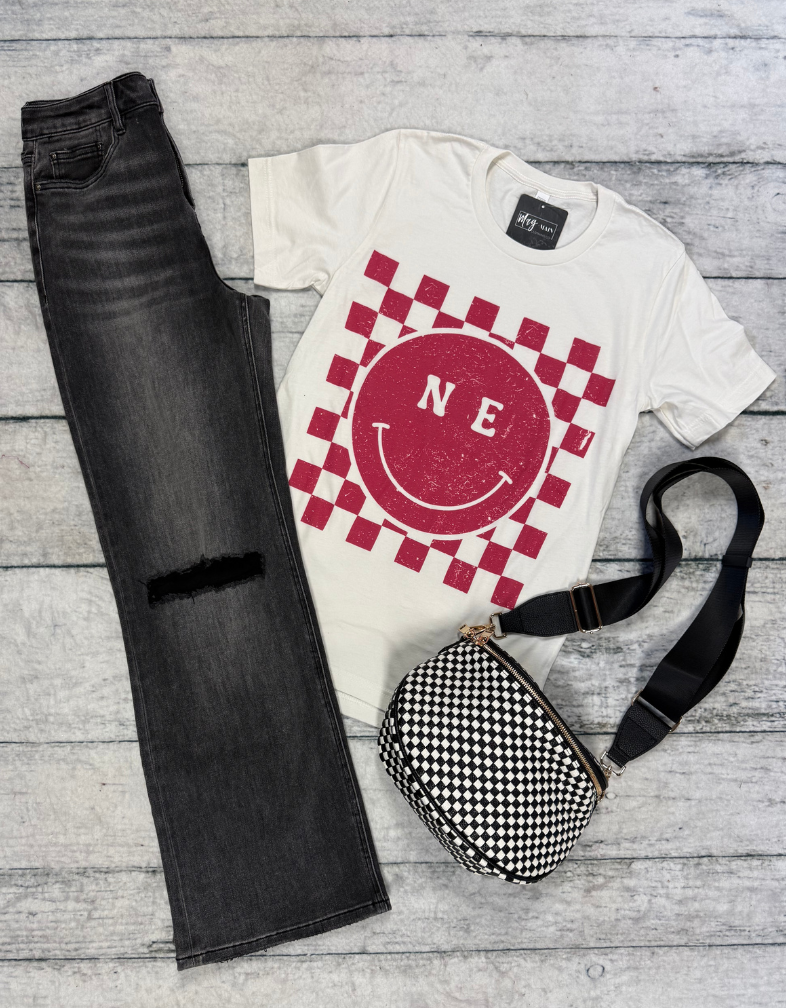 NE Smiley Tee